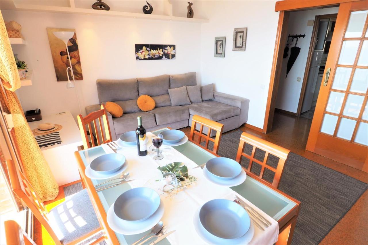 Carmen Seaview & Beach - Apartment Montgat Luaran gambar