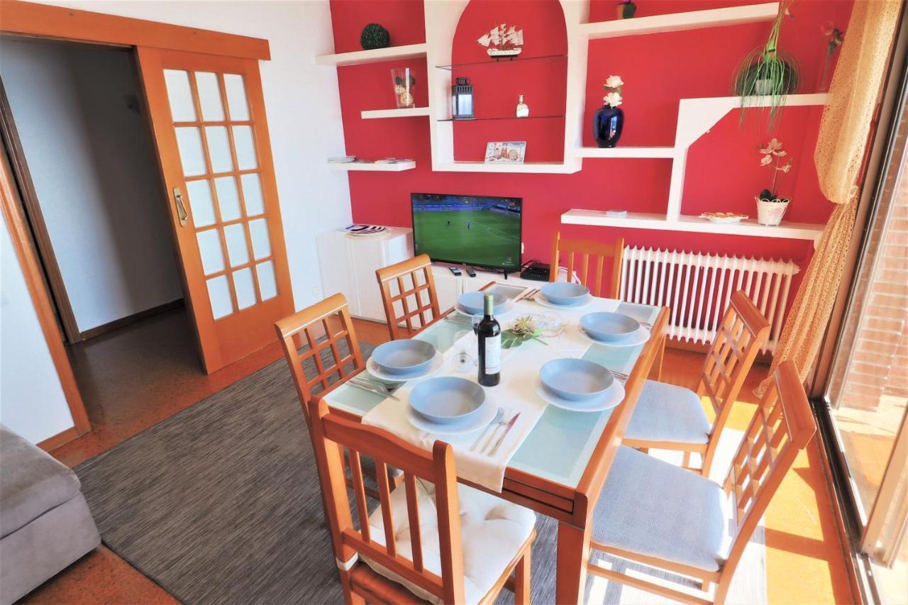 Carmen Seaview & Beach - Apartment Montgat Luaran gambar