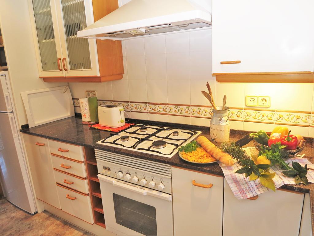 Carmen Seaview & Beach - Apartment Montgat Luaran gambar