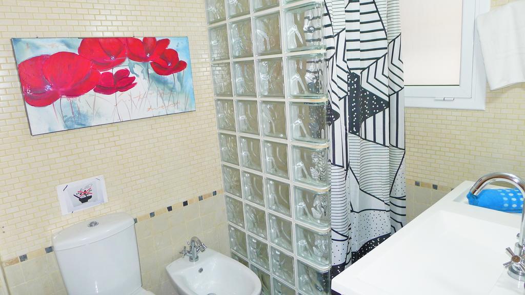 Carmen Seaview & Beach - Apartment Montgat Luaran gambar