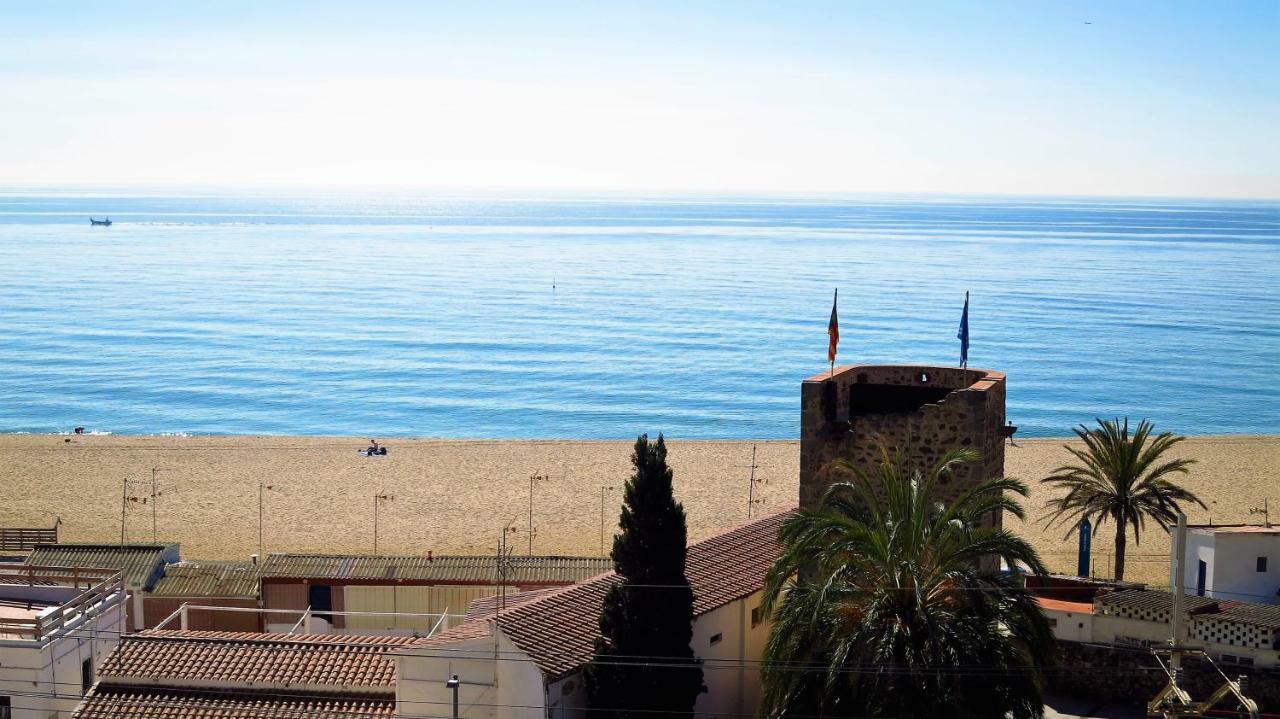 Carmen Seaview & Beach - Apartment Montgat Luaran gambar