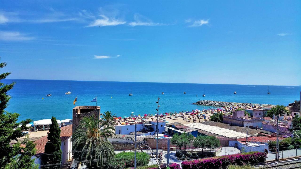 Carmen Seaview & Beach - Apartment Montgat Luaran gambar